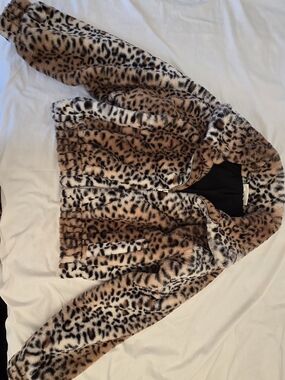 No Boundaries Leopard-Print Faux Fur Jacket in Tan and Black